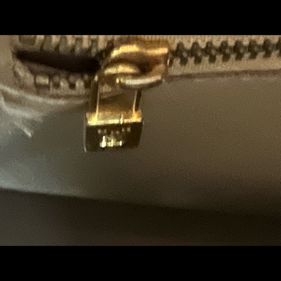 Authentic LOUIS VUITTON Vernis Houston bag - Picture 12 of 16